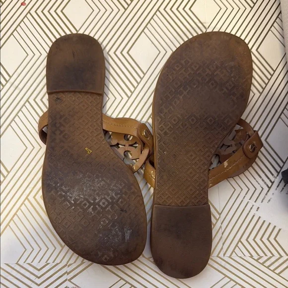 Tory Burch Miller Tan/Brown Sandals - size 7 - Picture 5 of 5